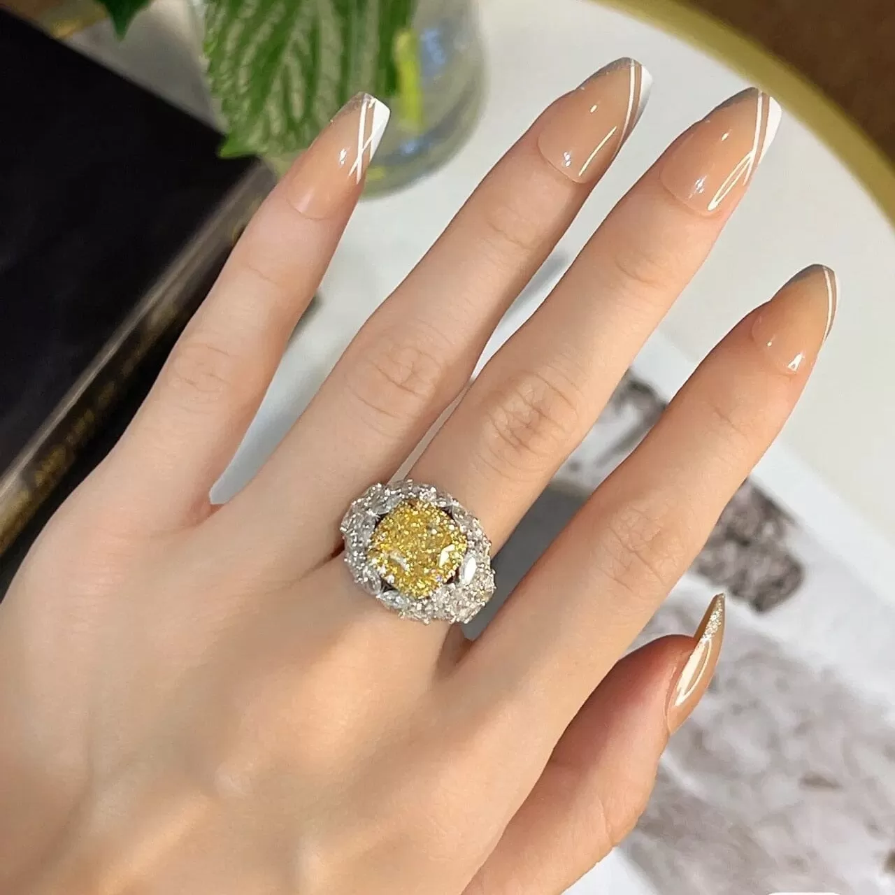 Adjustable Bling Yellow Stone Ring