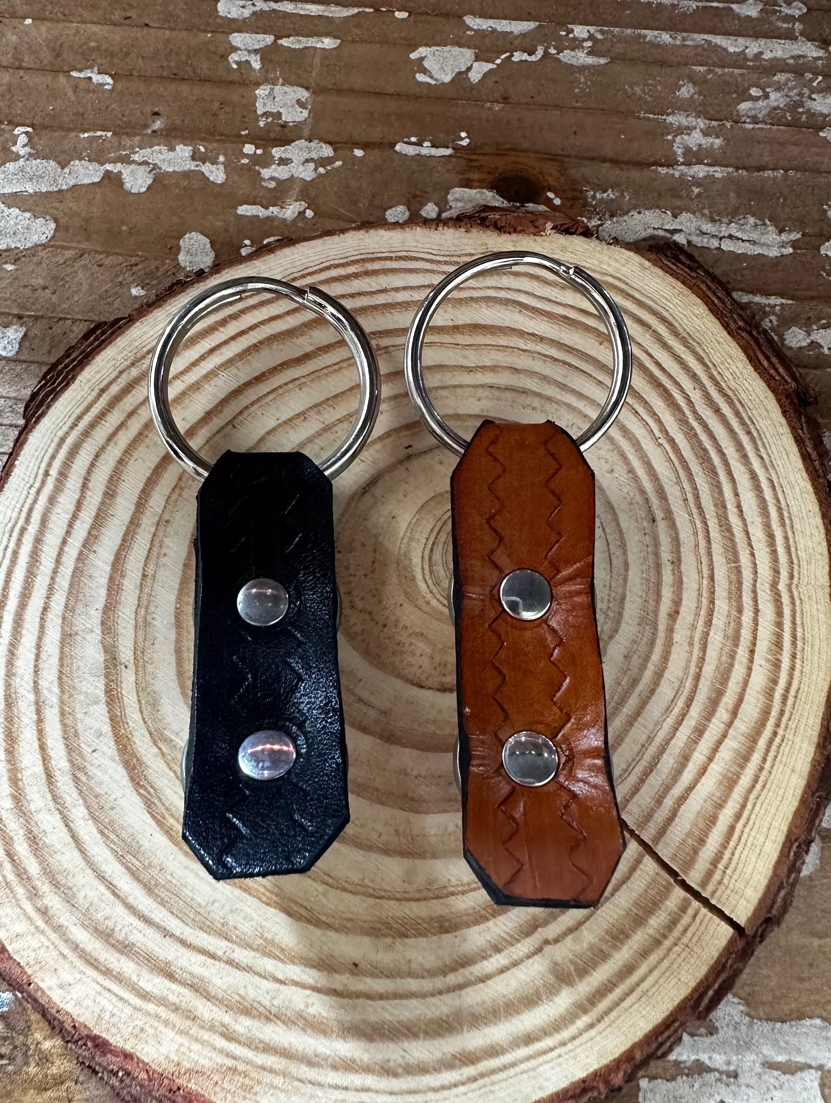 BUFFALO DANCER Leather Strap Keychain