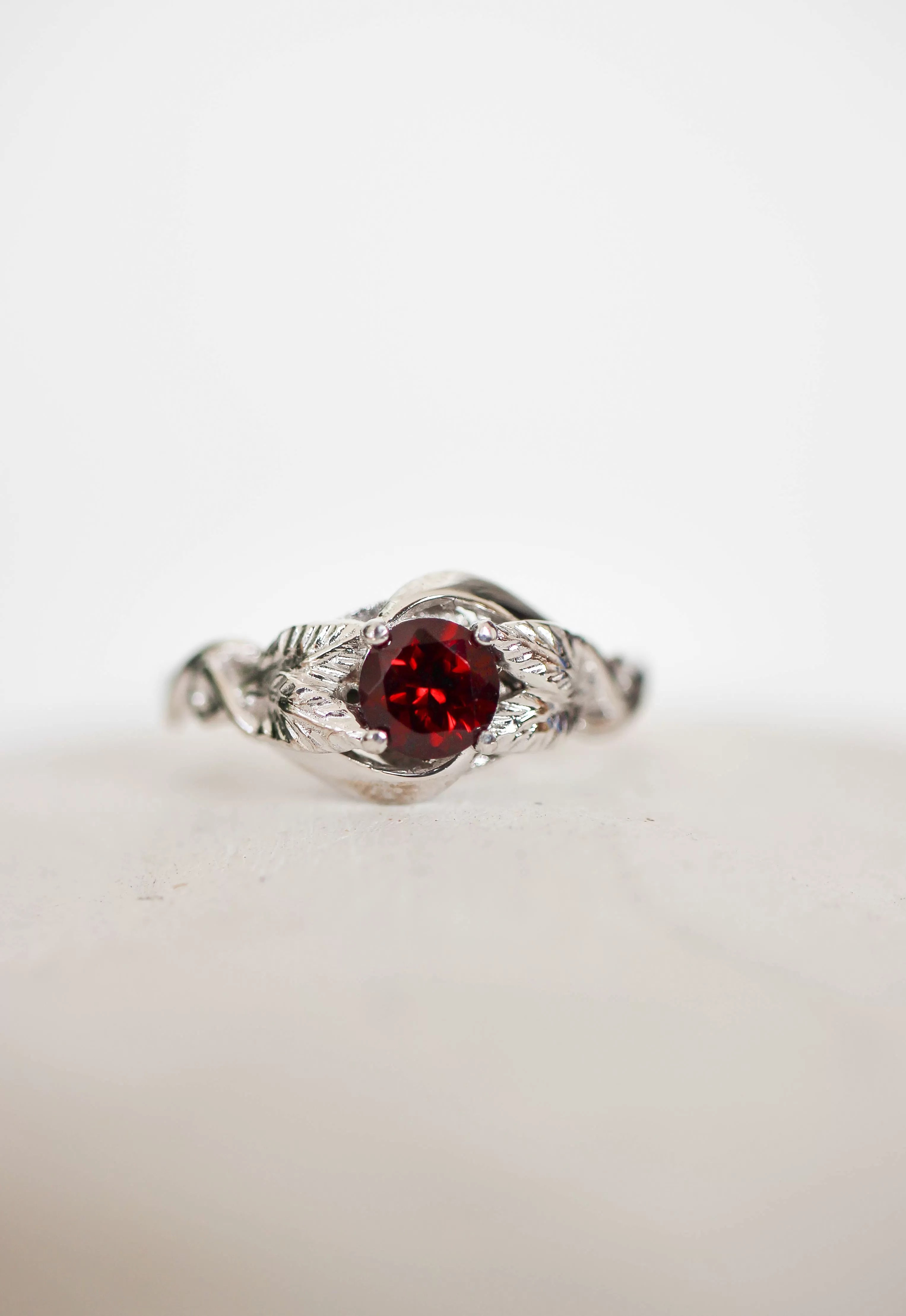 Garnet nature inspired engagement ring / Azalea