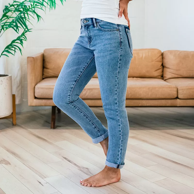 KanCan Lucia Rolled Hem Straight Jeans