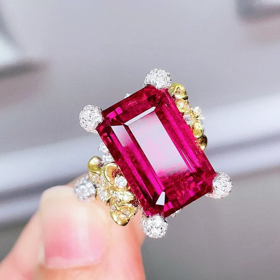 Luxury Vintage Square Ruby Resizable Ring