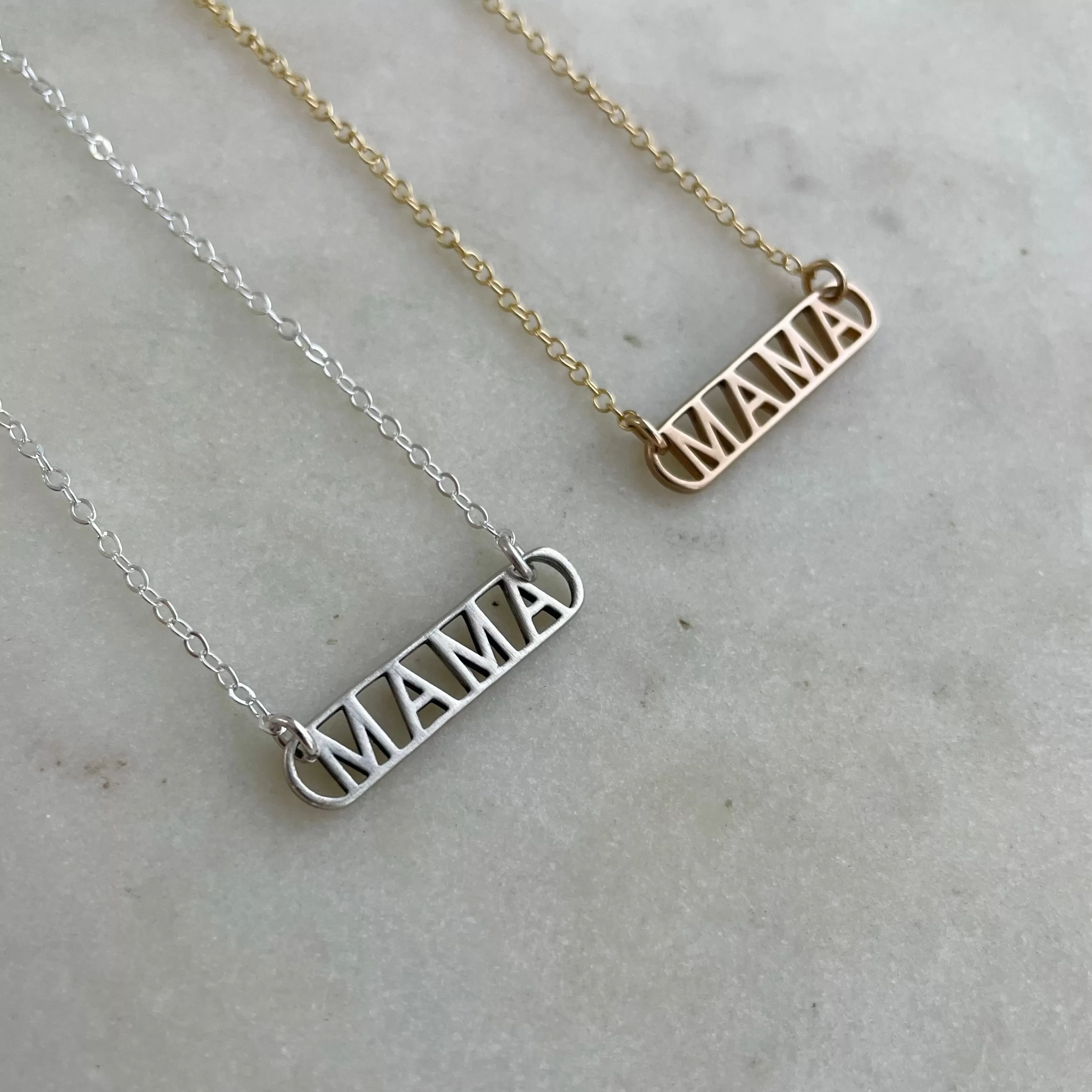 MAMA PENDANT