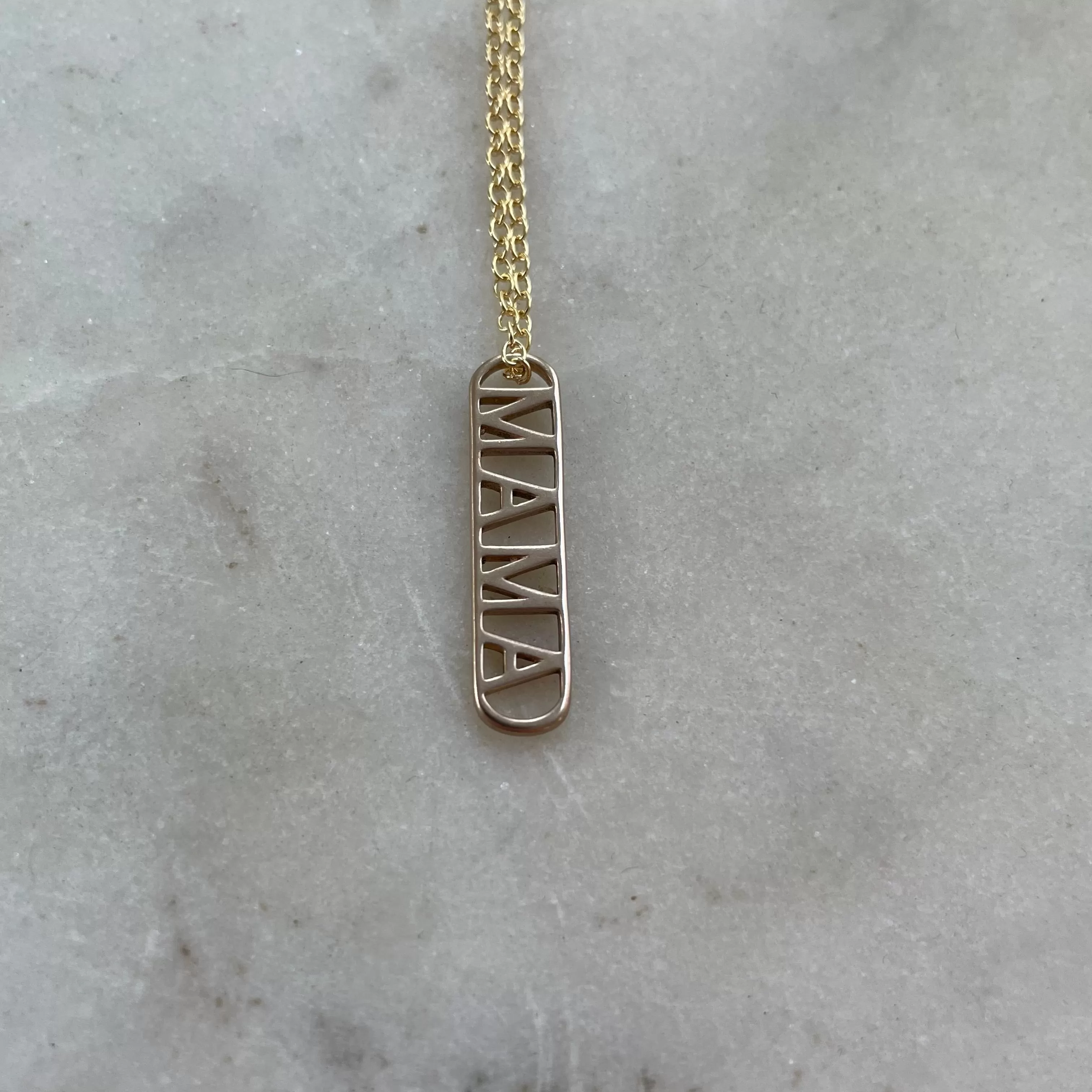 MAMA PENDANT