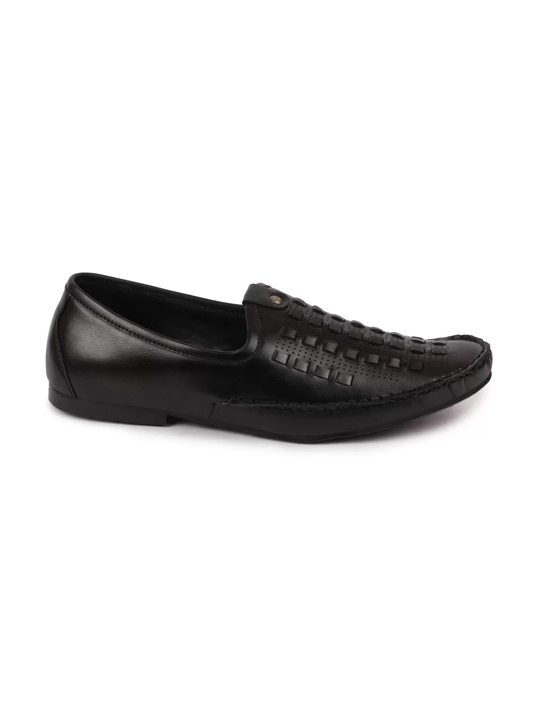 Men Ethnic Black Stitched Juttis & Mojaris