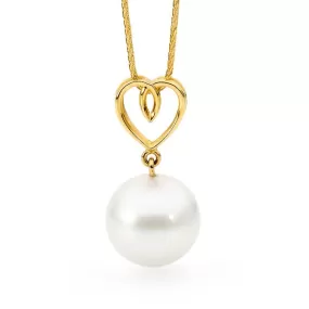 Stunning Pearl Heart Pendant