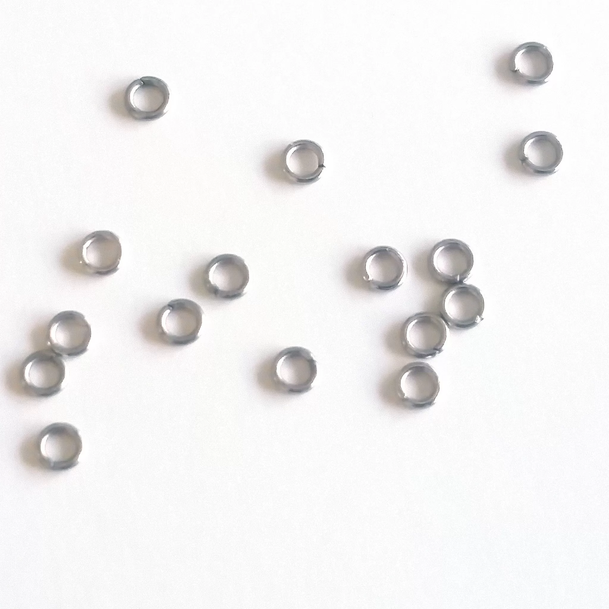 Very Thin Jump Rings, 3mm outside diameter, 0.6mm thick, Stainless Steel