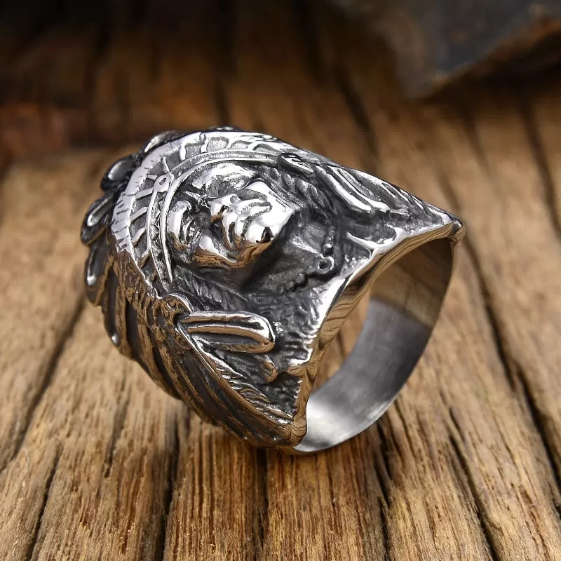 Vintage Stainless Steel Indian Chief Eagle Feathers Ring